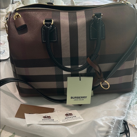 Burberry
Check Bowling Medium  Leather Top-Handle Bag - Picture 2 of 11